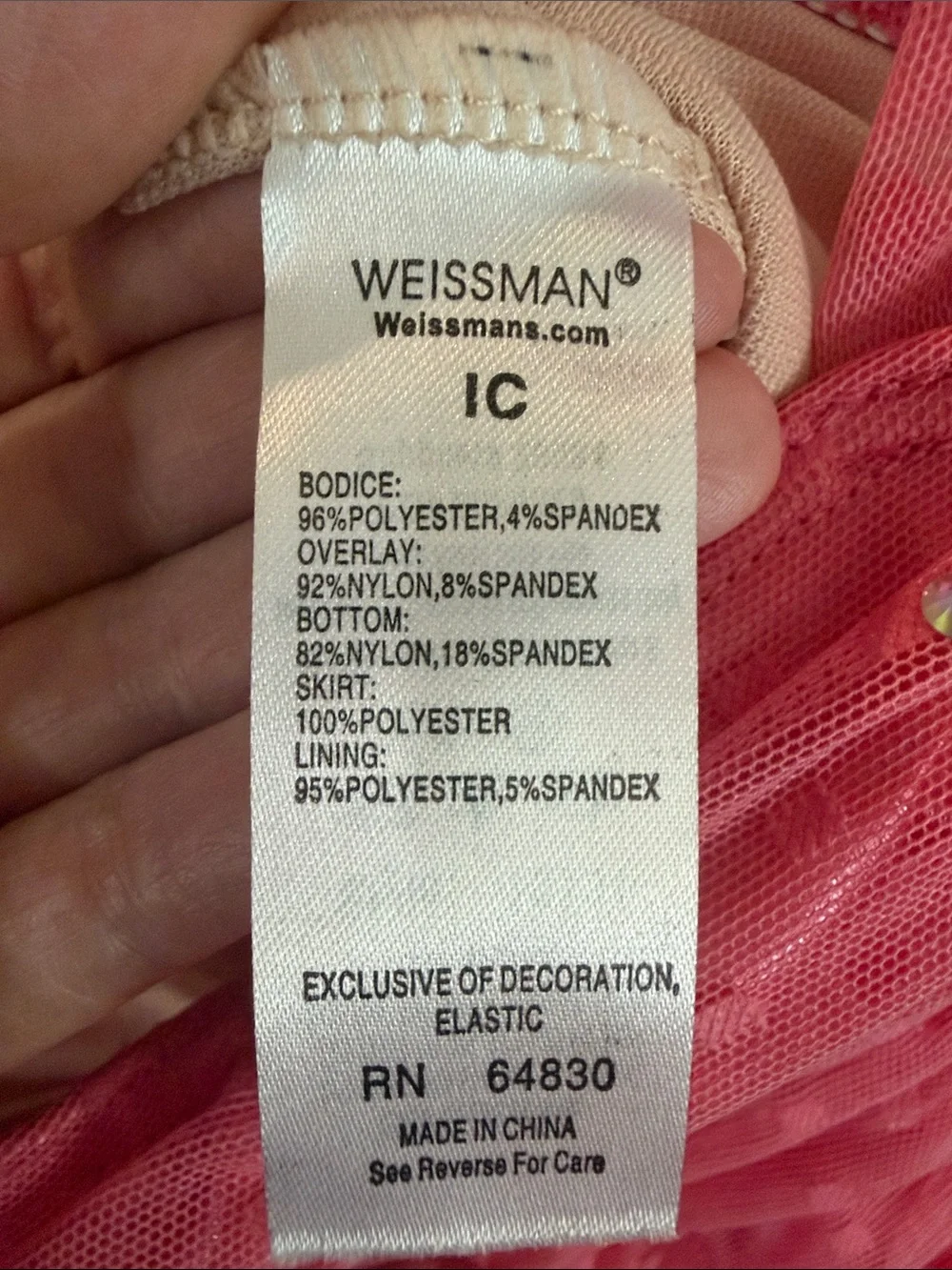 Weissman sleeveless showtime